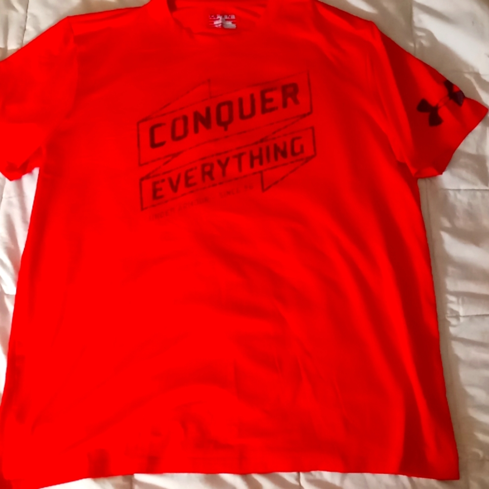 Mens under armour t shirt